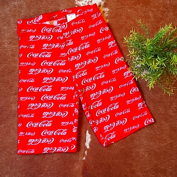 🌷 Retro Coca Cola Biker Shorts Size Small - Picture 1 of 5